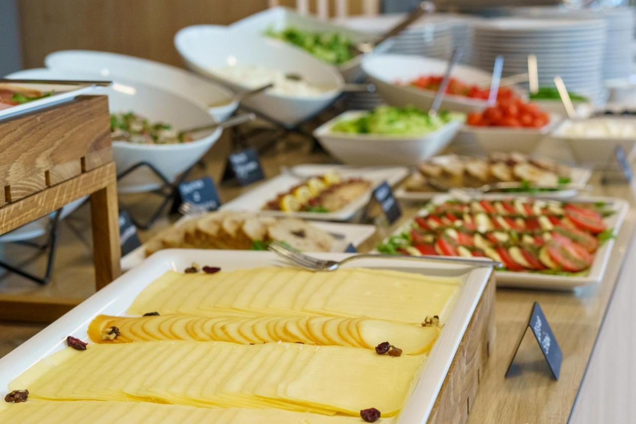 Susiec Szumy Park Hotel & Restaurant מראה חיצוני תמונה